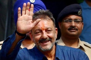 Bombay HC asks Maharashtra govt to explain Dutt’s early release