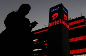 Airtel says it lost Rs 550 cr each quarter on Jio's tsunami of calls