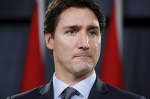 Canada PM asks Pope to apologize