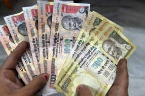 Can’t give more time to deposit demonetised notes: Centre to SC