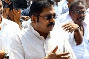 Court criticises Dhinakaran for delaying his trial