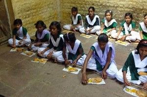 Dead rat found in mid-day meal in Gujarat school
