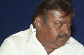 DMDK Chief Vijayakanth admitted to hospital