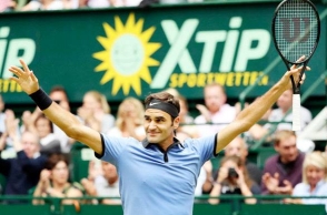 Federer registers his career's 100th title