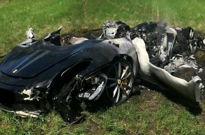 Man crashes Rs 2 crore Ferrari just an hour after buying it