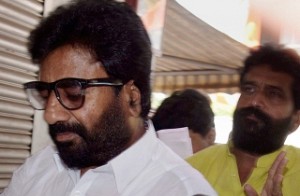 Gaikwad uses look-alike to deflect attention