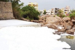 Hyderabad lake spills toxic foam