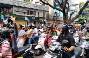 50 women bikers hoist tricolour at Khardung La