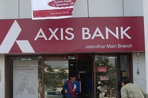 Axis Bank cuts savings rate to 3.5% for deposits up to ‘50 lakh’