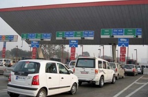 Govt clarifies on 3 minute waiting rule at toll plazas