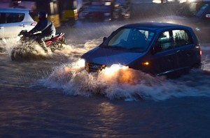 Heavy rains in Hyderabad, at least 7 killed