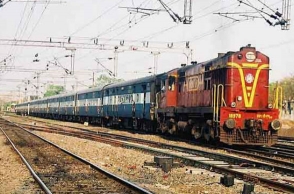 Passengers Should Carry Home-Cooked Food While Travelling: Railway Board