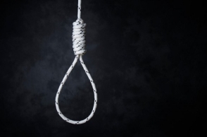 Thinking his sister will not meet him, brother hangs self