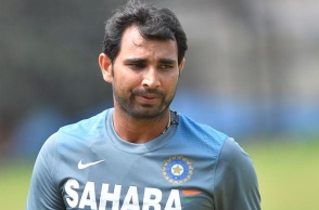 Mohammad Shami invloved in spat with Abusive Pakistani Fan