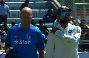Kohli picks up injury while fielding in Ranchi Test