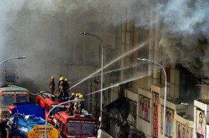 More than 5 lakh liters of water used in Chennai Silks fire accident