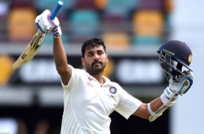 My aim is to be part of Indian team for 2019 WC: Murali Vijay