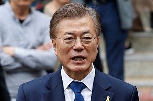 New South Korean President takes charge