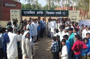 Only 1 of 40 students clear class 10, villagers lock up school
