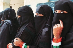Over one million Muslims sign petition against triple talaq