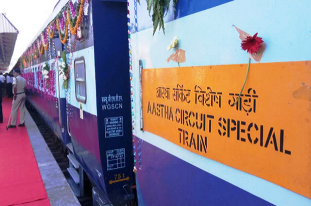 Railway Minister flags off Gandhi Darshan special tourist train