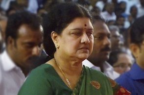 Sasikala meets 28 visitors in 31 days flouting rules of prison