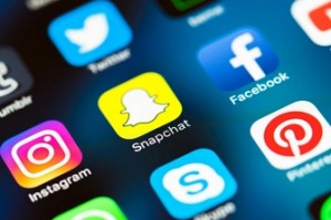 Social media ban lifted in Kashmir