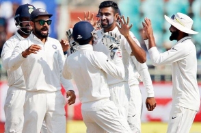 India beat Sri Lanka by 304 runs to take 1-0 lead