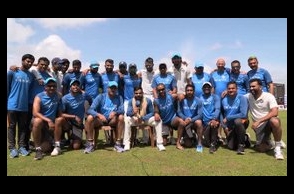 Indian men's team wishes women's team ahead of WC Final