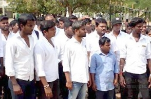 Bus fare hike: Students continue strike