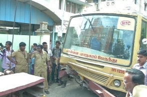 Chennai: Bus driver loses control; rams into shop in Poonamallee