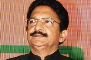 DMK leader accuses Governor of being Fish Market broker
