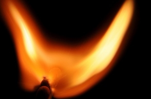 Drunk man accidentally sets self on fire, dies