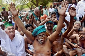 Gurdwara provides free meals for TN farmers protesting in Delhi