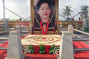 Jaya’s memorial in Marina beach gets decorated, yet again