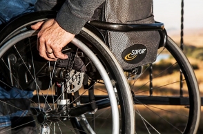 Man in wheelchair asked to walk to podium by SC judge