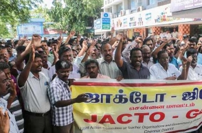 No salary for protesting teachers: TN govt