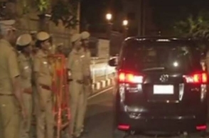 Poes Garden IT raid: Arun Jaitley part of the conspiracy, says Dhinakaran supporter