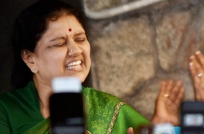 Sasikala granted parole to visit husband in Chennai