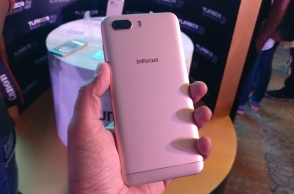 Smartphone with four cameras is priced at just Rs 11,999