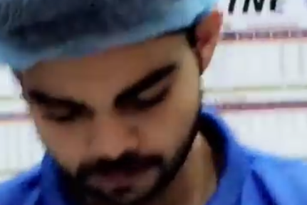 Virat Kohli’s double spotted at a pizza outlet in Karachi