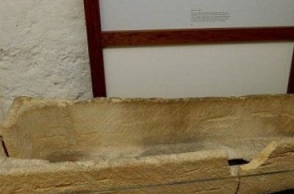 800-year-old coffin in U.K breaks after child placed in it for photo