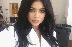 Hacker threatens to leak Kylie Jenner's nude pictures
