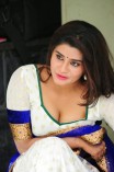 Harini (aka) Actress Harini