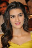  Kriti Sanon (aka) 