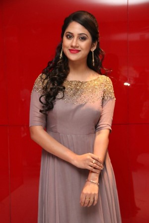 Mia George (aka) Miya George