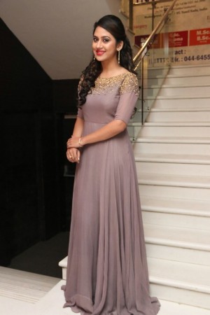 Mia George (aka) Miya George