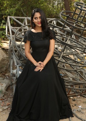 Mia George (aka) Miya George