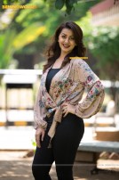 Nikki Galrani (aka) Niki Galrani