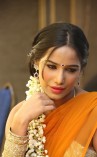 Poonam Pandey (aka) PoonamPandey